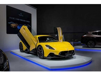 玛莎拉蒂品牌携全系车型闪耀2022重庆国际汽车展览会