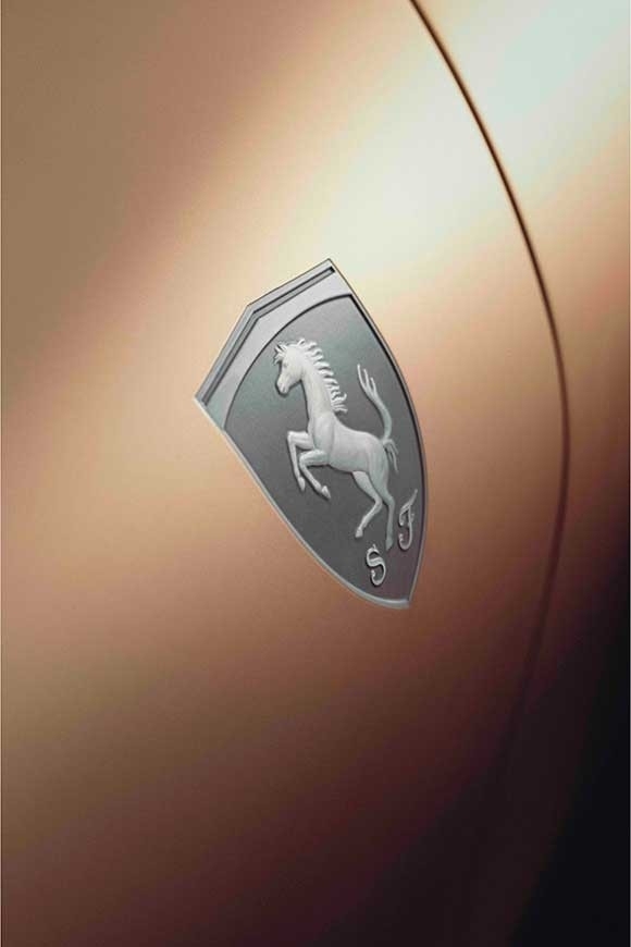 Ferrari-Roma-Spider-Tailor-Made：refined-and-elegant-techniques-bring-an-innovative-car-to-life_12.jp